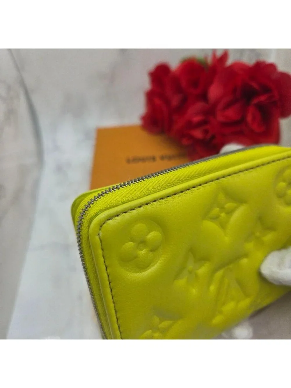 Louis Vuitton Portefeuille Lou Yellow Fold Wallet
